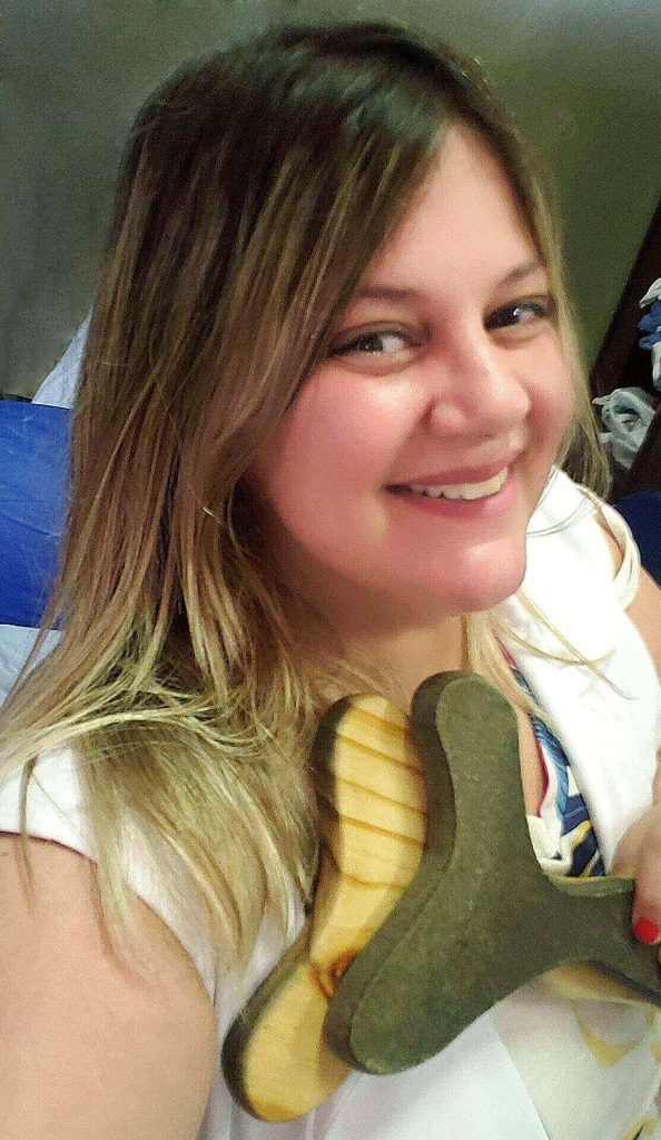 Bruna Moimas massoterapeuta especialista em pantalaterapia